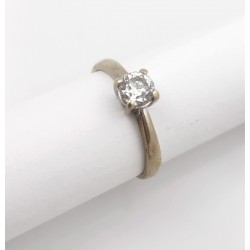 Bague or blanc diamant solitaire 0,42/0,52 carat T.54